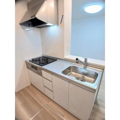 プリムラ　Ⅰ 102【管理NO：1-027804001-01020】 ★家具家電は申し込み後に搬入します★ ★2026年11月中旬入居可能★の物件写真3