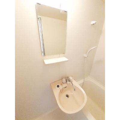 サザンハイツ 203【管理NO：1-001747801-02030】 ★家具家電は申し込み後に搬入します★ ★2026年11月上旬入居可能★の物件写真6