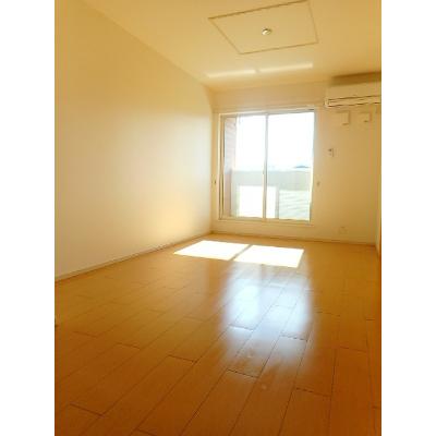 フィオーレ・アール・ウーノ 202【管理NO：1-017909701-02020】 ★家具家電は申し込み後に搬入します★ ★2026年11月下旬入居可能★の物件写真2