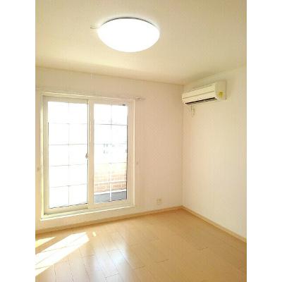 ロング　シーダー　Ｄ 205【管理NO：1-015902402-02050】 ★家具家電は申し込み後に搬入します★ ★2026年12月中旬入居可能★の物件写真2