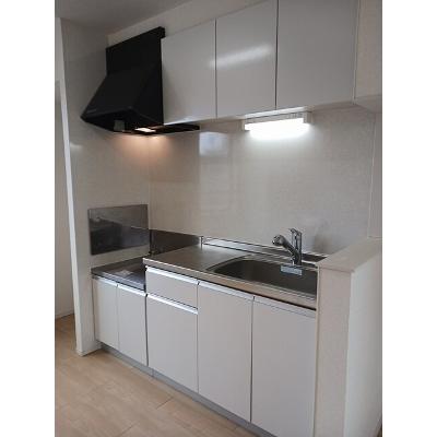 ラ　プラシード　町田 301【管理NO：1-022677301-03010】 ★家具家電は申し込み後に搬入します★ ★2026年11月下旬入居可能★の物件写真3
