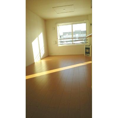 リバティ　パー　オン 204【管理NO：1-020826701-02040】 ★家具家電は申し込み後に搬入します★ ★2026年11月中旬入居可能★の物件写真2