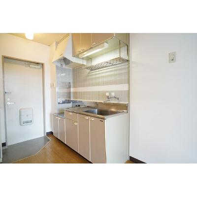 エリール千野根 103【管理NO：1-005227701-01030】 ★家具家電は申し込み後に搬入します★ ★2026年10月下旬入居可能★の物件写真3