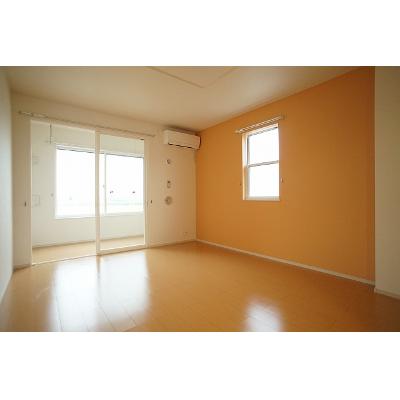 エスペシャリー 104【管理NO：1-020844601-01040】 ★家具家電は申し込み後に搬入します★ ★2026年11月中旬入居可能★の物件写真2