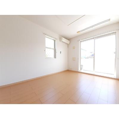 サンリットエテルノ 103【管理NO：1-016254001-01030】 ★家具家電は申し込み後に搬入します★ ★2026年11月中旬入居可能★の物件写真2