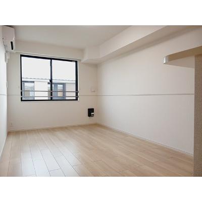 エクセルゲートＶ 302【管理NO：1-027714503-03020】 ★家具家電は申し込み後に搬入します★ ★2026年11月中旬入居可能★の物件写真2