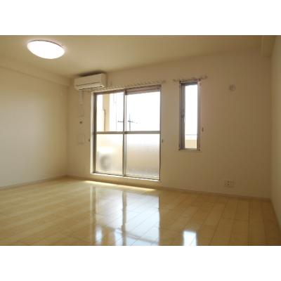 Ａｕｔｕｍｎ’ｓ 403【管理NO：1-020293501-04030】 ★家具家電は申し込み後に搬入します★ ★2026年11月上旬入居可能★の物件写真2