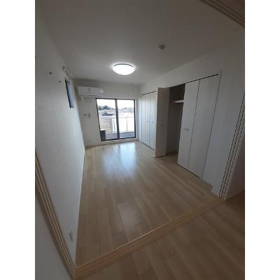メゾン・ド・ソレイユ 303【管理NO：1-026578201-03030】 ★家具家電は申し込み後に搬入します★ ★2026年11月中旬入居可能★の物件写真2