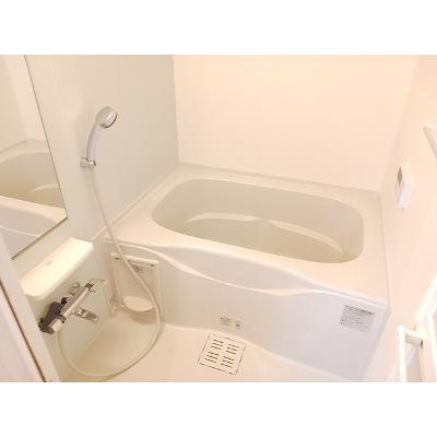 サンリットⅡ 102【管理NO：1-020119101-01020】 ★家具家電は申し込み後に搬入します★の物件写真4