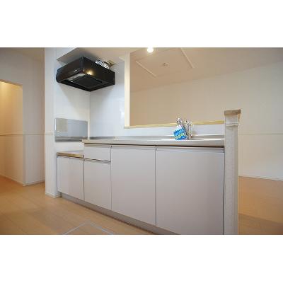 フォルトゥーナⅠ 102【管理NO：1-021061401-01020】 ★家具家電は申し込み後に搬入します★ ★2026年11月中旬入居可能★の物件写真3
