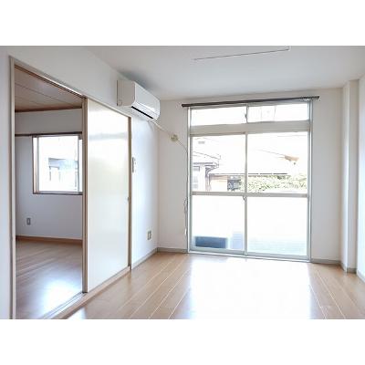 アーバン稲葉 103【管理NO：1-003787501-01030】 ★家具家電は申し込み後に搬入します★ ★2026年11月中旬入居可能★の物件写真2