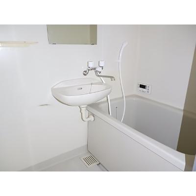 アーバン稲葉 103【管理NO：1-003787501-01030】 ★家具家電は申し込み後に搬入します★ ★2026年11月中旬入居可能★の物件写真4