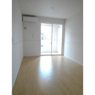エクラⅩⅦ 101【管理NO：1-023761401-01010】 ★家具家電は申し込み後に搬入します★ ★2026年10月下旬入居可能★の物件写真2