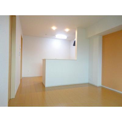 プリモ　コッティ 203【管理NO：1-020429401-02030】 ★家具家電は申し込み後に搬入します★ ★2026年11月中旬入居可能★の物件写真2