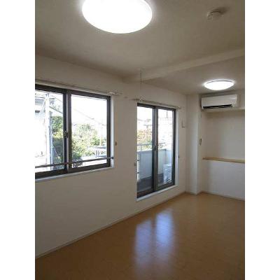 インプレス 203【管理NO：1-020231801-02030】 ★家具家電は申し込み後に搬入します★ ★2026年11月下旬入居可能★の物件写真2
