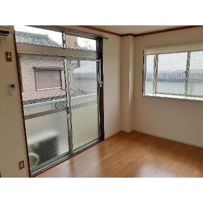 レジデンス吉津 202【管理NO：1-001855901-02020】 ★家具家電は申し込み後に搬入します★ ★2026年11月中旬入居可能★の物件写真2