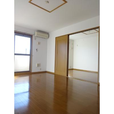 グランデ味鋺 303【管理NO：1-012576901-03030】 ★家具家電は申し込み後に搬入します★ ★2026年11月中旬入居可能★の物件写真2