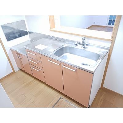 ヴィオラ 102【管理NO：1-013565801-01020】 ★家具家電は申し込み後に搬入します★ ★2027年02月中旬入居可能★の物件写真3
