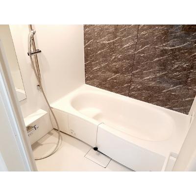 apartment 〒108-0075　東京都港区港南２丁目16-1