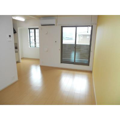 サンシャイン　ハウス 202【管理NO：1-021222401-02020】 ★家具家電は申し込み後に搬入します★ ★2026年11月中旬入居可能★の物件写真2