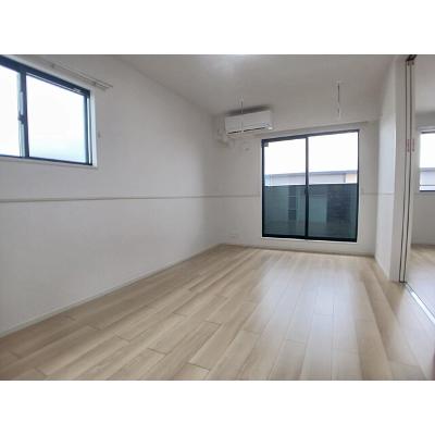 サンデヴォーテⅠ 201【管理NO：1-028150401-02010】 ★家具家電は申し込み後に搬入します★ ★2026年11月上旬入居可能★の物件写真2