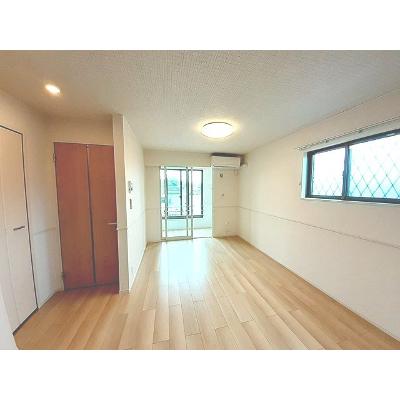 ロスペロスⅠ 101【管理NO：1-026165001-01010】 ★家具家電は申し込み後に搬入します★ ★2026年10月下旬入居可能★の物件写真2