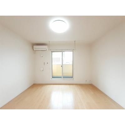 レーヴ・ルル 203【管理NO：1-023397501-02030】 ★家具家電は申し込み後に搬入します★ ★2026年11月中旬入居可能★の物件写真2