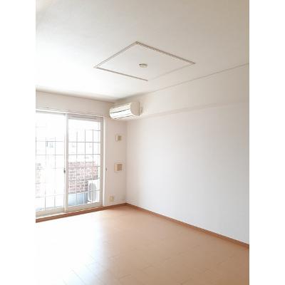 プロムナード壱番館 103【管理NO：1-014085701-01030】 ★家具家電は申し込み後に搬入します★ ★2026年11月中旬入居可能★の物件写真2