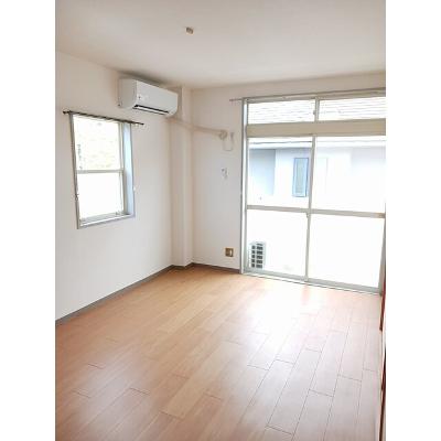 サンハウスＡ 201【管理NO：1-003800501-02010】 ★家具家電は申し込み後に搬入します★ ★2026年11月中旬入居可能★の物件写真2