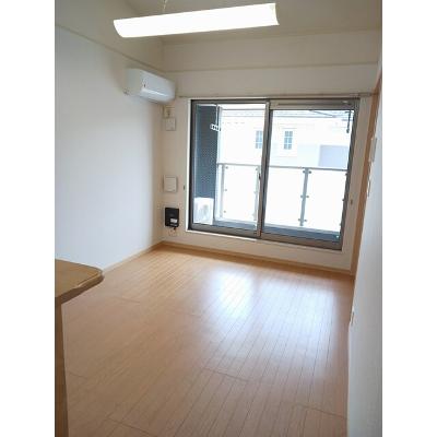 メロウ　ハウスＡ 205【管理NO：1-015330301-02040】 ★家具家電は申し込み後に搬入します★の物件写真2