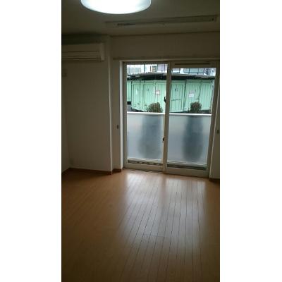 カレント 107【管理NO：1-015258601-01060】 ★家具家電は申し込み後に搬入します★ ★2026年11月中旬入居可能★の物件写真2
