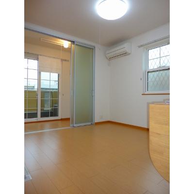 サンリットパークⅡ 103【管理NO：1-015230201-01030】 ★家具家電は申し込み後に搬入します★ ★2026年11月中旬入居可能★の物件写真2