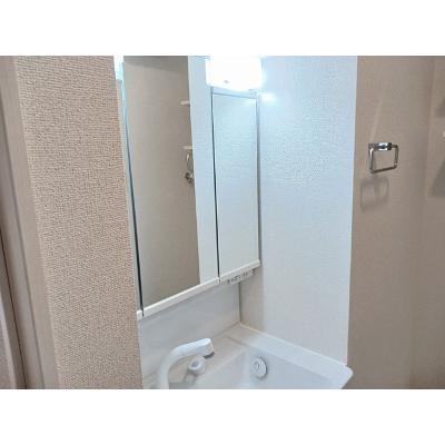リバーサイドベース 203【管理NO：1-026870901-02030】 ★家具家電は申し込み後に搬入します★ ★2026年11月中旬入居可能★の物件写真6