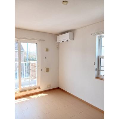 Ｉ：ＫＭ２　Ａ棟 202【管理NO：1-015143101-02020】 ★家具家電は申し込み後に搬入します★ ★2026年11月中旬入居可能★の物件写真2