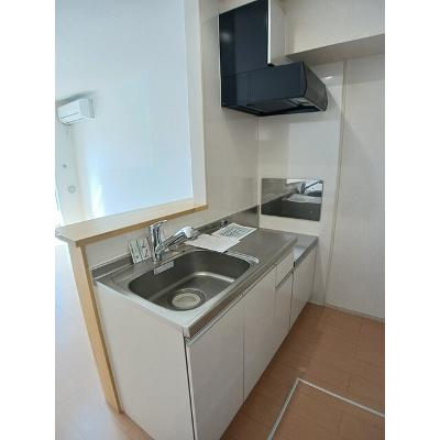 エルフローレ 103【管理NO：1-019664201-01030】 ★家具家電は申し込み後に搬入します★ ★2026年11月中旬入居可能★の物件写真3