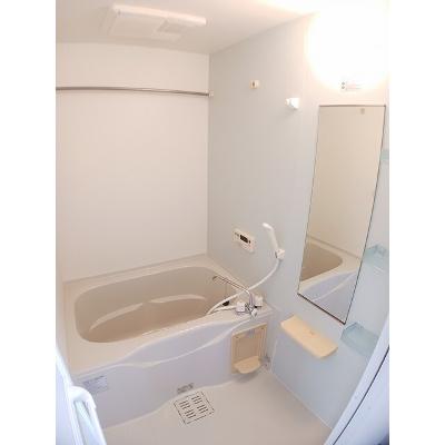 リバティ　ウインド 205【管理NO：1-014243401-02050】 ★家具家電は申し込み後に搬入します★ ★2026年11月中旬入居可能★の物件写真4