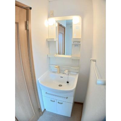 リバティ　ウインド 205【管理NO：1-014243401-02050】 ★家具家電は申し込み後に搬入します★ ★2026年11月中旬入居可能★の物件写真6