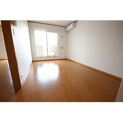 フィオ－レ・カ－サ 202【管理NO：1-012688301-02020】 ★家具家電は申し込み後に搬入します★ ★2026年11月上旬入居可能★の物件写真2