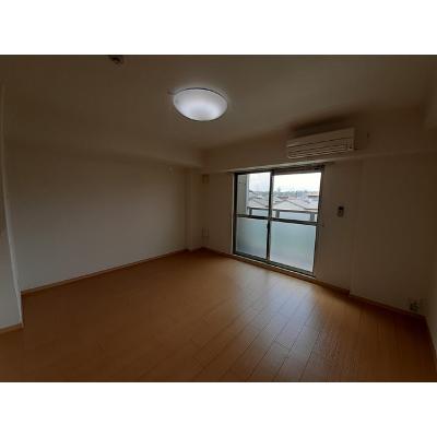 トリオンファーレ 306【管理NO：1-015879201-03050】 ★家具家電は申し込み後に搬入します★ ★2026年11月中旬入居可能★の物件写真2