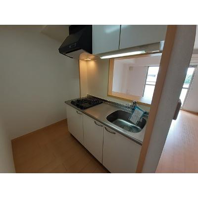 トリオンファーレ 306【管理NO：1-015879201-03050】 ★家具家電は申し込み後に搬入します★ ★2026年11月中旬入居可能★の物件写真3