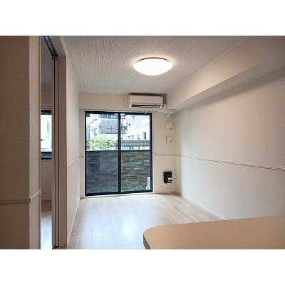 メゾン　アイランド 101【管理NO：1-027491701-01010】 ★家具家電は申し込み後に搬入します★ ★2026年10月中旬入居可能★の物件写真2