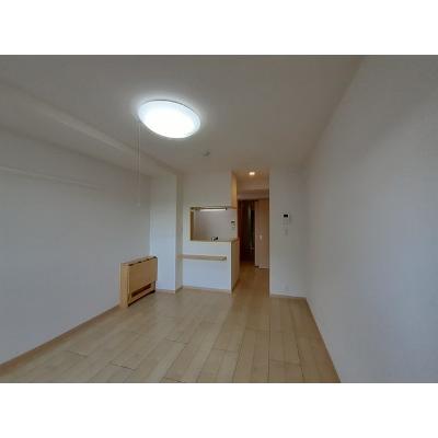 ベクエムハウゼ 208【管理NO：1-017216401-02070】 ★家具家電は申し込み後に搬入します★ ★2026年10月中旬入居可能★の物件写真2