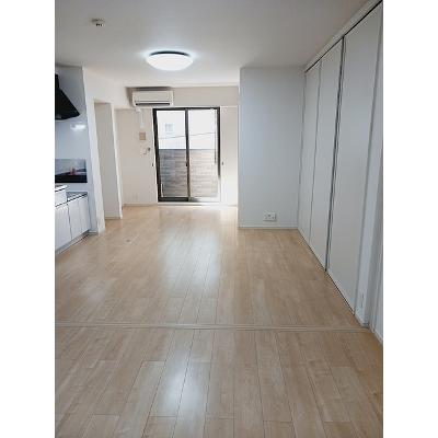 エトワールⅢ 101【管理NO：1-021685501-01010】 ★家具家電は申し込み後に搬入します★の物件写真2