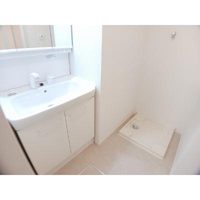 グランベッセルⅢ 202【管理NO：1-027693703-02020】 ★家具家電は申し込み後に搬入します★ ★2026年11月中旬入居可能★の物件写真6