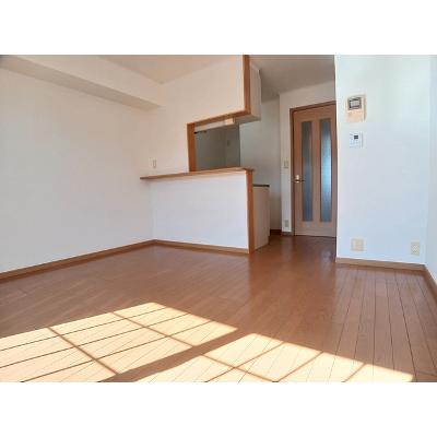 サウザンドウインズ 203【管理NO：1-014293001-02030】 ★家具家電は申し込み後に搬入します★の物件写真2
