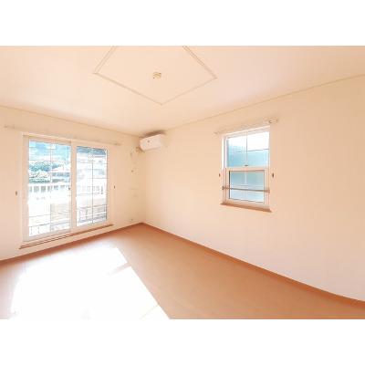 アクティフ　ジェルメⅡ 201【管理NO：1-013640402-02010】 ★家具家電は申し込み後に搬入します★ ★2026年11月中旬入居可能★の物件写真2