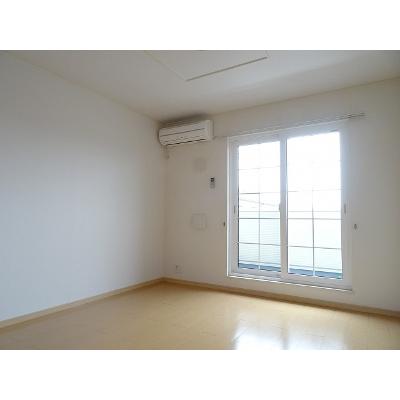 カーサ・セレノ　Ⅱ 202【管理NO：1-016078202-02020】 ★家具家電は申し込み後に搬入します★ ★2027年01月下旬入居可能★の物件写真2