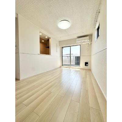 パインオーク　Ａ 201【管理NO：1-027732001-02010】 ★家具家電は申し込み後に搬入します★ ★2026年11月中旬入居可能★の物件写真2