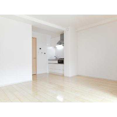 パークライフ　ＥＳＡＫＡ 101【管理NO：1-019530201-01010】 ★家具家電は申し込み後に搬入します★ ★2026年11月中旬入居可能★の物件写真2