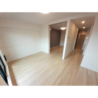 アルモニーブラッセ 303【管理NO：1-026930801-03030】 ★家具家電は申し込み後に搬入します★ ★2026年11月下旬入居可能★の物件写真2